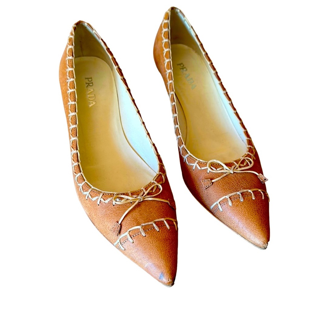 PRADA vintage honey colored leather pumps,ivory stitching, size 38 1/2EU reduced